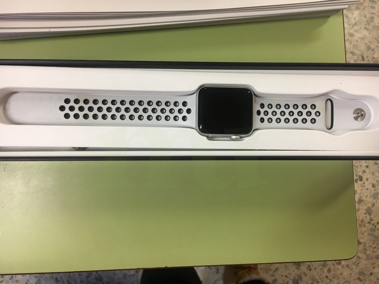 Used nike apple online watch series 3