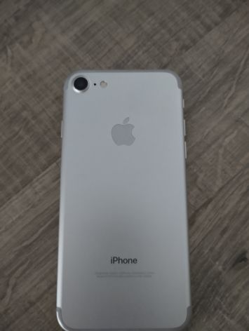 vender-iphone-iphone-7-apple-segunda-mano-20221021140520-11