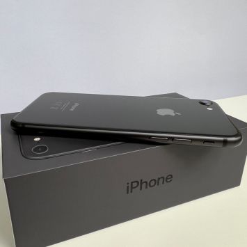 vender-iphone-iphone-8-apple-segunda-mano-19383055520230610231417-12