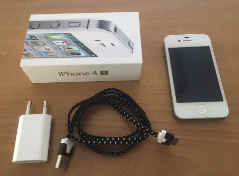 IPHONE 4S.-16GB.- BLANCO, LIBRE