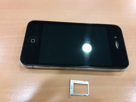 IPHONE 4 32 GB - OPCIÓN DE COMBINAR CON IPHONE 3GS 32GB