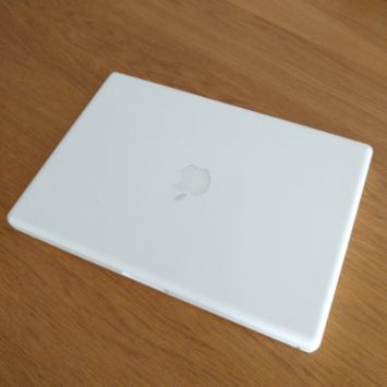 MacBook 13