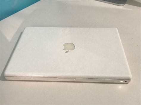 MacBook 13´ blanco 