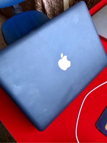 2017/vender-mac-macbook-pro-apple-segunda-mano-20171103162352-12