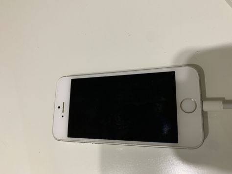 2018/vender-iphone-iphone-se-apple-segunda-mano-19381679820181227180158-1