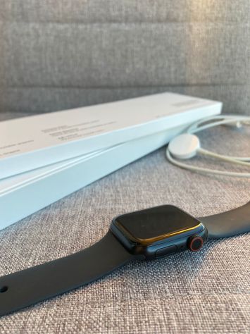vender-apple-watch-apple-watch-se-apple-segunda-mano-20230923175852-1