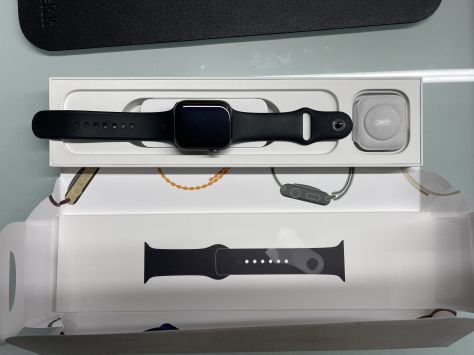 APPLE WATCH SERIE 6 SPACE GRAY ALUMINIUM CASE