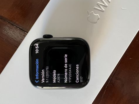 Apple Watch Series 7 GPS 45mm, Midnight Aluminum Case, Midnight Sport Band