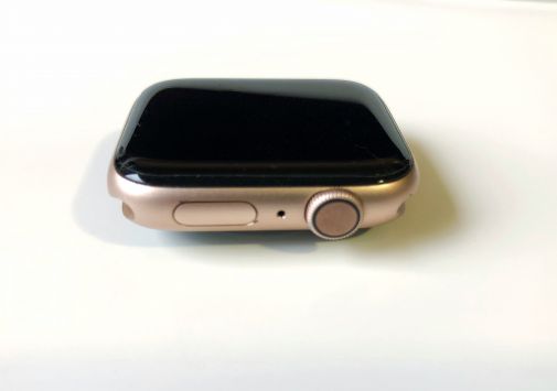 Apple Watch 4 Oro rosa 44mm + Correa rosa y cargador original