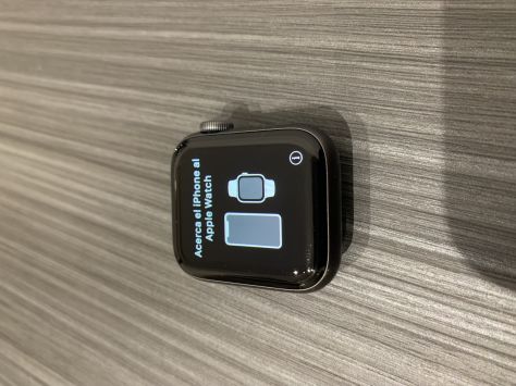 APPLE WATCH SERIES 4 (GPS)