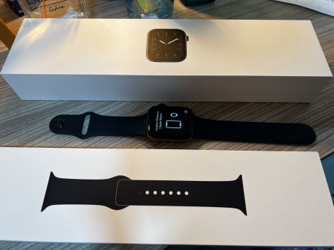 vender-apple-watch-watch-series-5-apple-segunda-mano-20211202092625-11