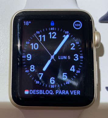 Apple Watch Sport 42mm (1st Gen)