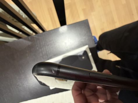 vender-iphone-iphone-11-apple-segunda-mano-19383472120251122171828-11