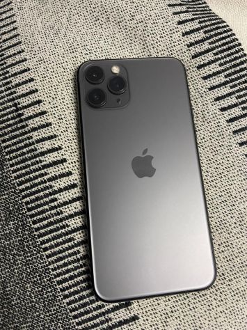 IPHONE 11 PRO 