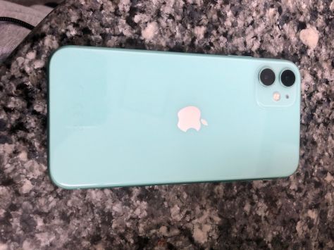 vender-iphone-iphone-11-apple-segunda-mano-20230308160913-1