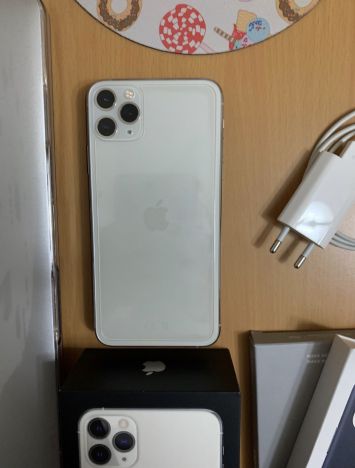 vender-iphone-iphone-11-pro-max-apple-segunda-mano-19383478820260412114547-12
