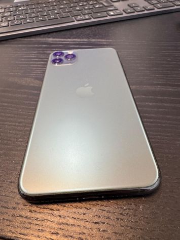 vender-iphone-iphone-11-pro-max-apple-segunda-mano-985220260210120713-14