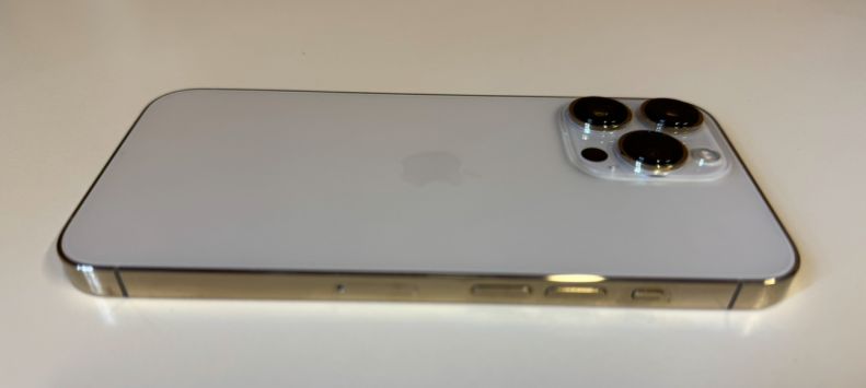 vender-iphone-iphone-13-pro-y-iphone-13-pro-max-apple-segunda-mano-862920250506095249-12