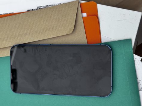 iPhone 13