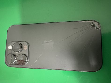 vender-iphone-iphone-14-pro-y-iphone-14-pro-max-apple-segunda-mano-1270420250911175032-13