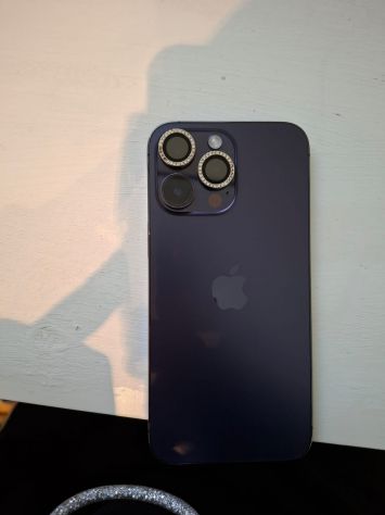 vender-iphone-iphone-14-pro-y-iphone-14-pro-max-apple-segunda-mano-20251027194154-1