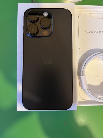 vender-iphone-iphone-14-pro-y-iphone-14-pro-max-apple-segunda-mano-961720230912184437-12