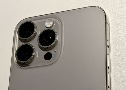 vender-iphone-iphone-15-pro-y-iphone-15-pro-max-apple-segunda-mano-1153620260406140811-14