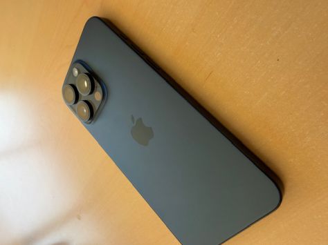 vender-iphone-iphone-15-pro-y-iphone-15-pro-max-apple-segunda-mano-1485620260212130007-1