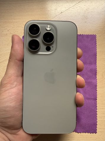 vender-iphone-iphone-15-pro-y-iphone-15-pro-max-apple-segunda-mano-1557120260323193218-14