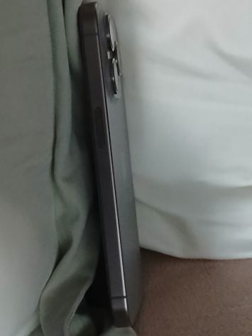 vender-iphone-iphone-15-pro-y-iphone-15-pro-max-apple-segunda-mano-1857220260916174913-11
