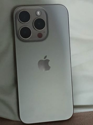 vender-iphone-iphone-15-pro-y-iphone-15-pro-max-apple-segunda-mano-1857220260916174913-12