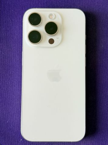 vender-iphone-iphone-15-pro-y-iphone-15-pro-max-apple-segunda-mano-19381714520260608090044-11