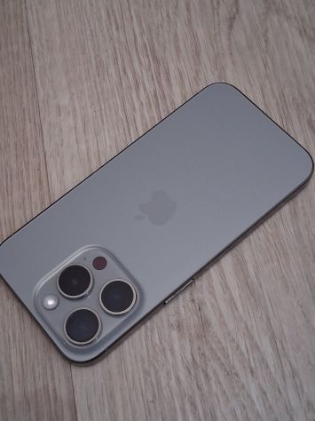 vender-iphone-iphone-15-pro-y-iphone-15-pro-max-apple-segunda-mano-19382945420260203121428-1