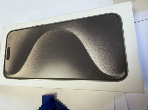 vender-iphone-iphone-15-pro-y-iphone-15-pro-max-apple-segunda-mano-19383295520260413103339-12