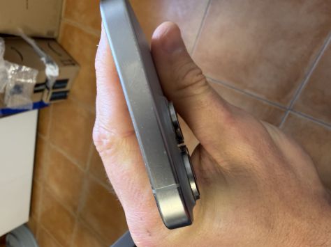 vender-iphone-iphone-15-pro-y-iphone-15-pro-max-apple-segunda-mano-19383295520260413103339-14