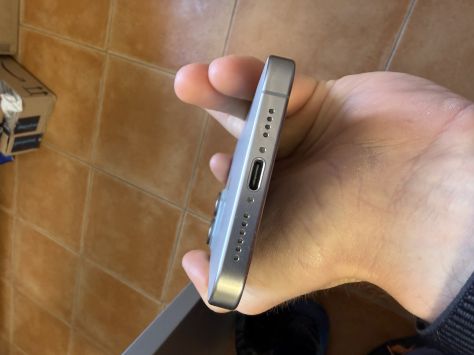 vender-iphone-iphone-15-pro-y-iphone-15-pro-max-apple-segunda-mano-19383295520260413103339-15