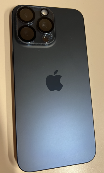 vender-iphone-iphone-15-pro-y-iphone-15-pro-max-apple-segunda-mano-20250506095043-11