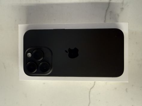 vender-iphone-iphone-15-pro-y-iphone-15-pro-max-apple-segunda-mano-20251111175823-11