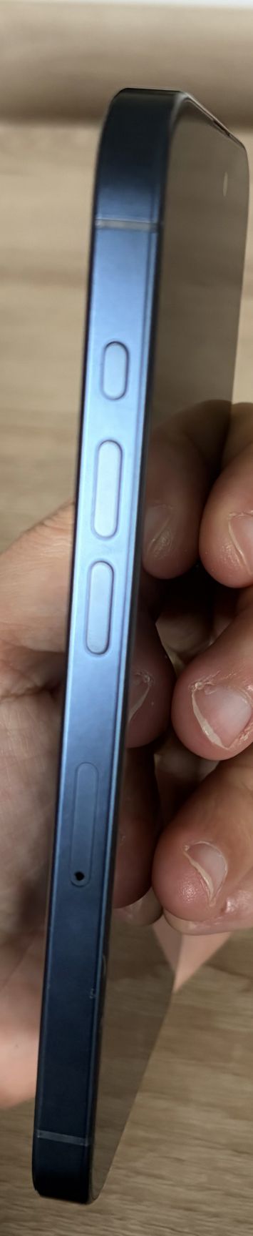 vender-iphone-iphone-15-pro-y-iphone-15-pro-max-apple-segunda-mano-20251112084415-14