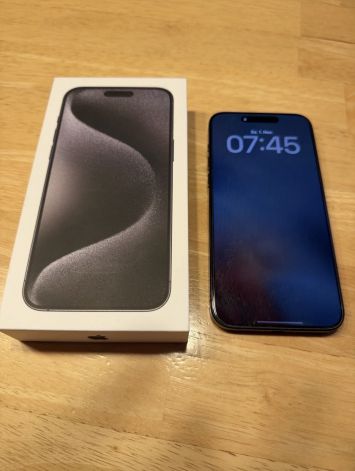 vender-iphone-iphone-15-pro-y-iphone-15-pro-max-apple-segunda-mano-20251114133903-1