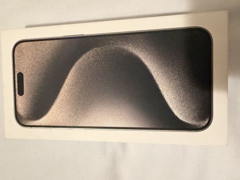 vender-iphone-iphone-15-pro-y-iphone-15-pro-max-apple-segunda-mano-20251219180831-11
