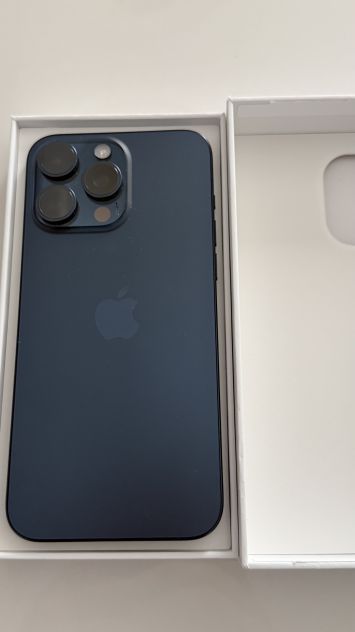 vender-iphone-iphone-15-pro-y-iphone-15-pro-max-apple-segunda-mano-20260611154604-12
