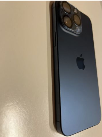 vender-iphone-iphone-15-pro-y-iphone-15-pro-max-apple-segunda-mano-862920250629211012-12