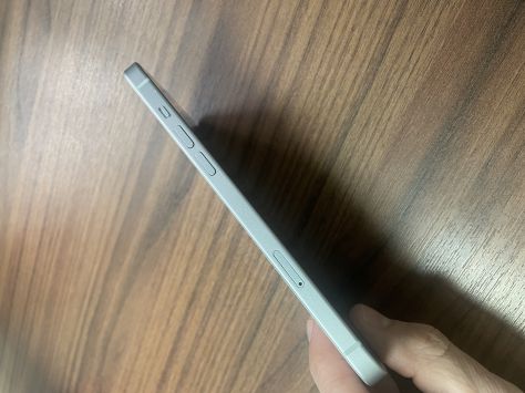 vender-iphone-iphone-15-y-iphone-15-plus-apple-segunda-mano-19383477520260506085208-12