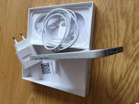 vender-iphone-iphone-16-iphone-16e-y-iphone-16-plus-apple-segunda-mano-1507720250511160452-13
