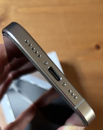 vender-iphone-iphone-16-pro-y-iphone-16-pro-max-apple-segunda-mano-1500020251222154255-12