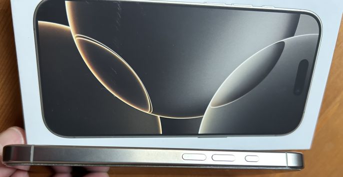 vender-iphone-iphone-16-pro-y-iphone-16-pro-max-apple-segunda-mano-1500020251222154255-13