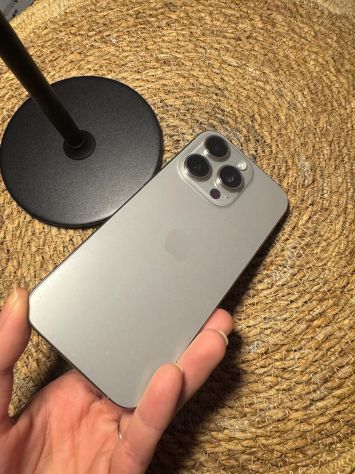 vender-iphone-iphone-16-pro-y-iphone-16-pro-max-apple-segunda-mano-19382784420260124151100-13