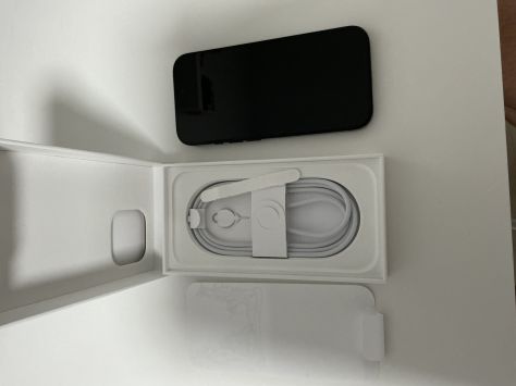 vender-iphone-iphone-16-pro-y-iphone-16-pro-max-apple-segunda-mano-19383023420250922103139-12