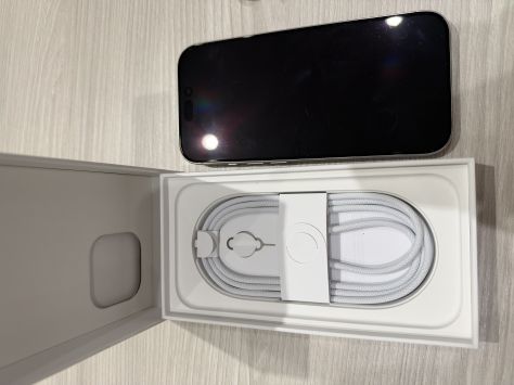 vender-iphone-iphone-16-pro-y-iphone-16-pro-max-apple-segunda-mano-19383023420260920183528-11
